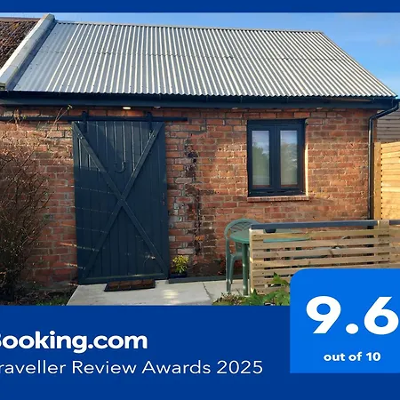The Coo Shed Apartment Inverness Exterior photo